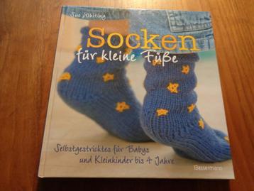 Socken für kleine Füsze - Sue Whiting beschikbaar voor biedingen