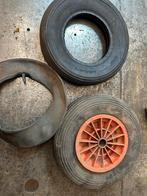 Kruiwagenwiel en binnenband - Restant, Tuin en Terras, Kruiwagens, Ophalen of Verzenden, Gebruikt, Handmatig, Eenwielig