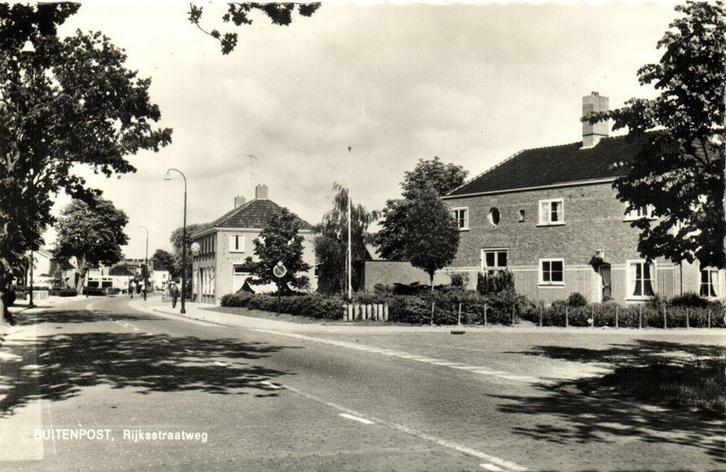 Buitenpost, Rijksstraatweg - volk - ongelopen, Verzamelen, Ansichtkaarten | Nederland, Ongelopen, Noord-Brabant, Voor 1920, Ophalen of Verzenden