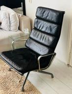 Eames Softpad EA222 Lounge Chair - Bruin Leer, Huis en Inrichting, Stoelen, Ophalen, Gebruikt, Bruin, Leer