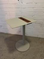 Spell Nomad bijzetafelje ipad laptop, Huis en Inrichting, Ophalen, Minder dan 55 cm, Gebruikt, Vierkant