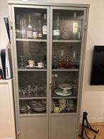 Apothekerskast antiek, Ophalen