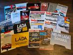 Partij Autofolders |  ruim 60 stuks | Lada, FSO, Zastava, Ophalen of Verzenden, Zo goed als nieuw