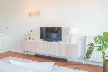 TV meubel met deuren (zwevend) 180x42x38