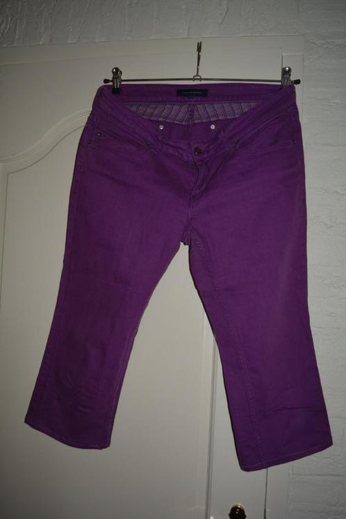 Tommy Hilfiger, paarse capri broek, W31, Kleding | Dames, Broeken en Pantalons, Zo goed als nieuw, Maat 38/40 (M), Paars, Driekwart