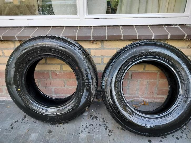 2x Banden 185r14c - 8mm profiel, Auto diversen, Aanhangwagen-onderdelen, Zo goed als nieuw, Ophalen