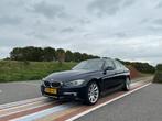 BMW 3-Serie 320i EDE High Executive 170PK 2013 Blauw, Auto's, Achterwielaandrijving, 74 €/maand, 4 cilinders, Blauw