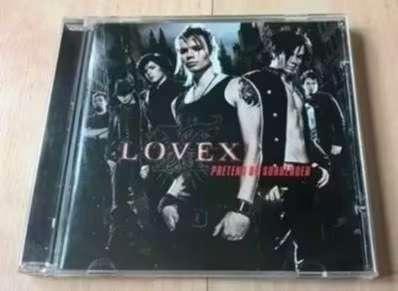 CD Lovex – Pretend Or Surrender, Cd's en Dvd's, Cd's | Rock, Zo goed als nieuw, Overige genres, Ophalen of Verzenden