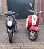 2 Scooters, 1 met kenteken en een zonder., Gebruikt, Maximaal 45 km/u, Benzine, 50 cc