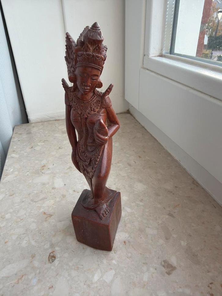 Houten Beeldje uit Indonesië 25 cm, Antiek en Kunst, Kunst | Beelden en Houtsnijwerken, Ophalen of Verzenden