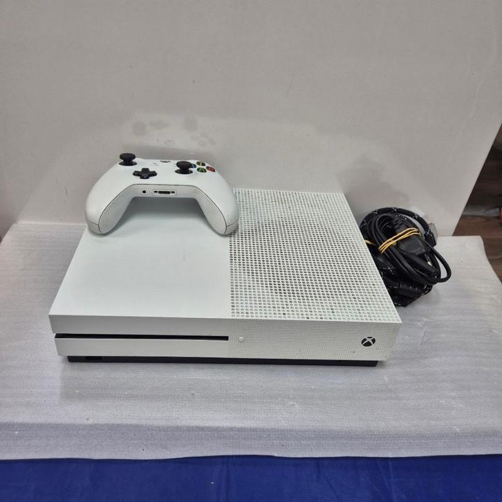 Microsoft Xbox One S 500GB met controller en kabels Garantie, Spelcomputers en Games, Spelcomputers | Xbox One, Zo goed als nieuw