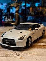 Nissan GT-R (R35) AUTOart Modelauto, Hobby en Vrije tijd, Modelauto's | 1:18, Ophalen, Auto, Autoart, Zo goed als nieuw