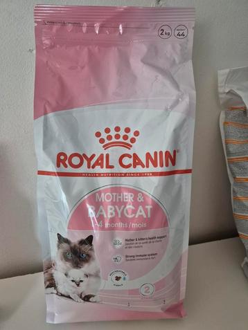 Royal Canin Mother&Babycat 2 kilo nieuw ruime houdbaarheidsd beschikbaar voor biedingen