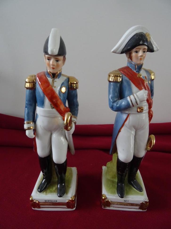 Porselein soldaten beeldjes leger Napoleon soldaat militair, Verzamelen, Militaria | Algemeen, Landmacht, Miniatuur of Beeldje