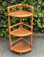 Z.G.A.N. Vintage Rotan Bamboe Etagere Hoek-Kastje Tafeltje, Ophalen of Verzenden, Zo goed als nieuw