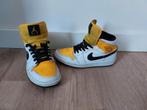 Nike WMNS air Jordan 1 mid laser, Ophalen of Verzenden, Zo goed als nieuw, Sneakers of Gympen