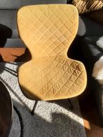 2 okergele eetkamerstoelen., Ophalen, Gebruikt, Vijf, Zes of meer stoelen