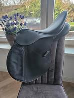 Wintec veelzijdigheidszadel 16,5 inch, Dieren en Toebehoren, Ophalen of Verzenden, Gebruikt, Overige soorten
