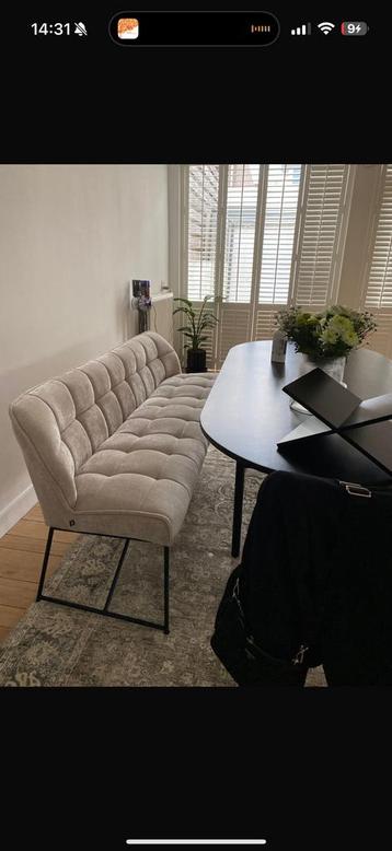 Ovale eettafel 