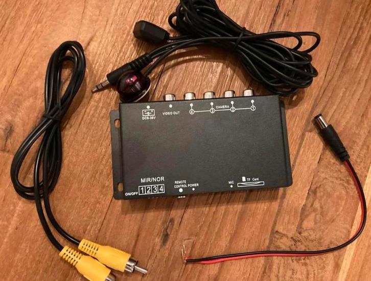 Camera Switcher / Selector - Zonder Afstandsbediening, Audio, Tv en Foto, Converters, Ophalen of Verzenden