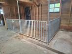 Box 400x220 hoekbox paard pony geit kalveren schapen honden, Stalling, 2 of 3 paarden of pony's
