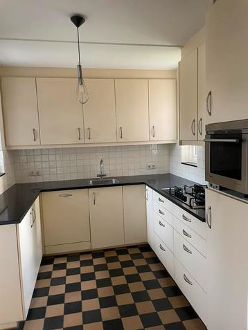Keuken gemaakt door van Diessen uit Veldhoven. beschikbaar voor biedingen