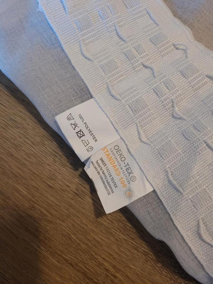 2stuks Witte Vitrage Gordijnen - 136cm Breed, Huis en Inrichting, Stoffering | Gordijnen en Lamellen, Gebruikt, 200 cm of meer