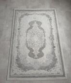 Grijs/wit tapijt, Gebruikt, 150 tot 200 cm, 200 cm of meer, Ophalen of Verzenden