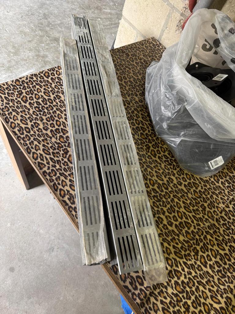 Betonstenen enbetonpalen en drijnagegoten, Tuin en Terras, Overige typen, Nieuw, Beton, 5 tot 10 m²