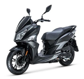Direct leverbare scooters vanaf €999 rijklaar.  beschikbaar voor biedingen
