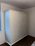 Wit geschilderde kledingkast, Huis en Inrichting, Ophalen, Gebruikt, 150 tot 200 cm, Met hangruimte