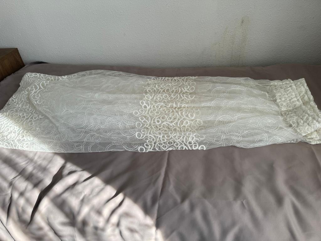 Mooi wit gordijn met patroon, Ophalen, 200 cm of meer, Wit, 150 tot 200 cm