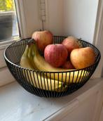 Fruitschaal van zwart metaal, Ophalen, Zo goed als nieuw, Rond, Overige materialen