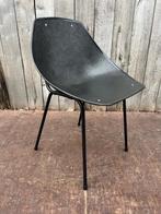 Pierre Guariche–Chaise Coquillage (Meurop) | 10 op voorraad, Ophalen of Verzenden, Zo goed als nieuw, Kunststof
