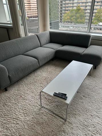 Moderne hoekbank blauwgrijs, ruime en comfortabele zitbank beschikbaar voor biedingen