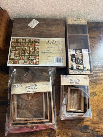 Tim Holtz Idea-Ology Vignette Boxes beschikbaar voor biedingen
