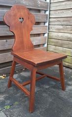 Authentieke, degelijke houten stoelen uit grootmoeders tijd., Antiek en Kunst, Antiek | Meubels | Stoelen en Banken, Ophalen