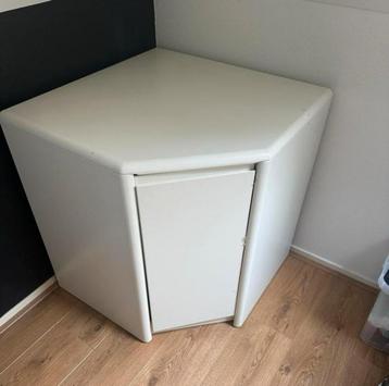 Witte Kasten - Slaapkamer Kastjes beschikbaar voor biedingen