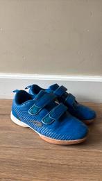 Gymschoenen blauw maat 30 alleen binnen gebruikt, Ophalen of Verzenden, Zo goed als nieuw, Jongen of Meisje, Sportschoenen