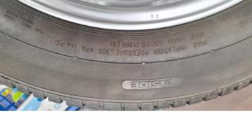 Banden auto winterbanden  beschikbaar voor biedingen