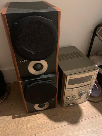 Stereo van Sony beschikbaar voor biedingen