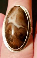 Mooie zilveren ring met langwerpig zetting met agaat, Verzenden, Zo goed als nieuw, Dame, Zilver