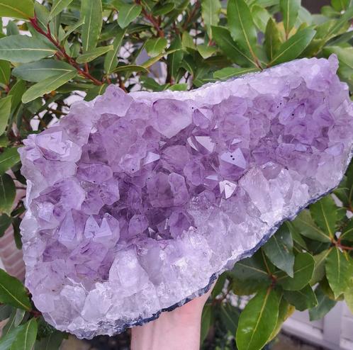 Grote Amethist 5kg Brazilië edelstenen verzameling stenen, Verzamelen, Mineralen en Fossielen, Mineraal, Ophalen of Verzenden