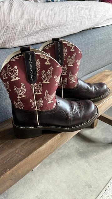 Fatbaby Heritage westernboot Farrah merk Ariat beschikbaar voor biedingen