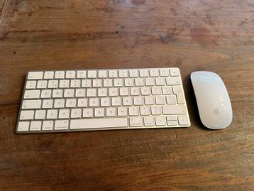 Apple Magic Keyboard en Mouse 2 | goede staat beschikbaar voor biedingen
