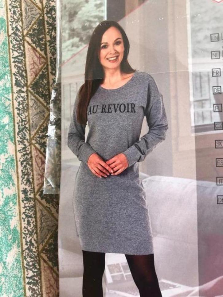 2 stuks nieuw verpakt mooie dames jurkjes, Kleding | Dames, Jurken, Nieuw, Maat 38/40 (M), Zwart, Knielengte, Ophalen of Verzenden