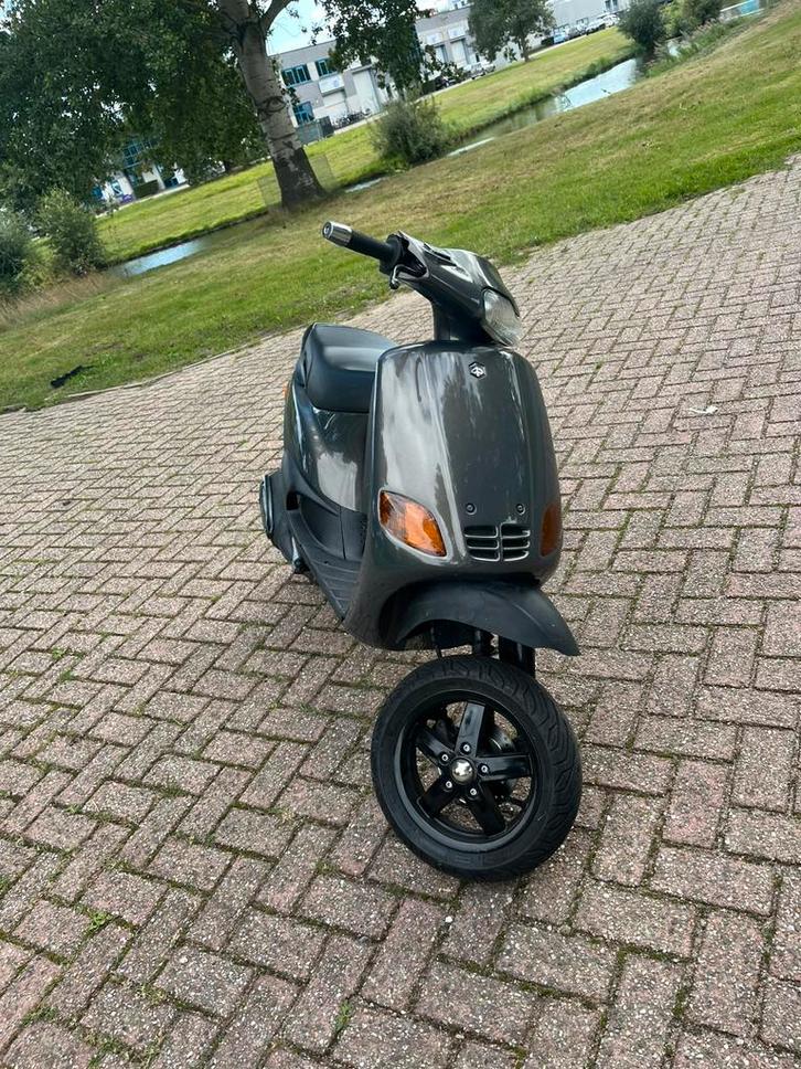 Zip type 3 183 cc, Fietsen en Brommers, Scooters | Piaggio, Zo goed als nieuw, Zip, Tweetakt, Ophalen