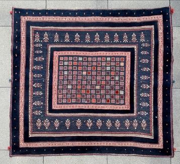 Mooi Turks tapijt, wol, 143x151, met certificaat beschikbaar voor biedingen