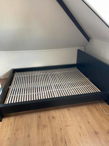 Bedframe, moet weg ivm verhuizing!