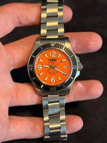 Breitling superocean 42mm oranje 2023 beschikbaar voor biedingen